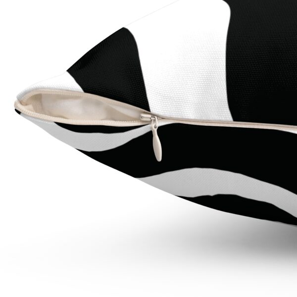 BnW Liquid Twirl Pillow - Image 3